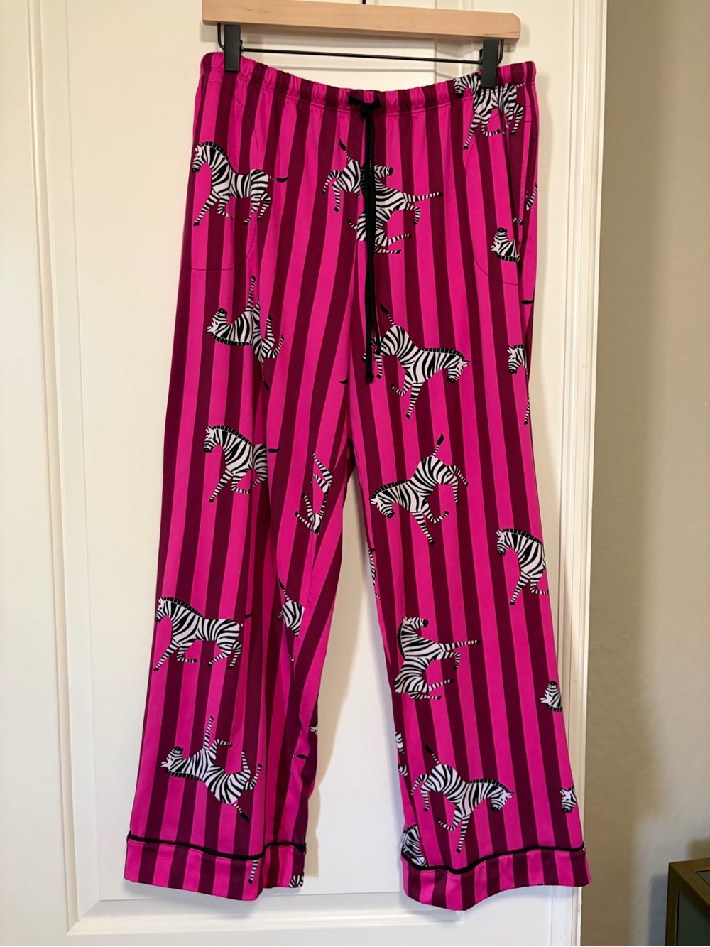 🦓🎀Cute & Cozy Zebra Print Hot Pink Stripes L/S Pants Pajama Set🎀🦓 - Picture 8 of 13